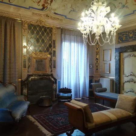 Boutique Apartment Урбино Екстериор снимка